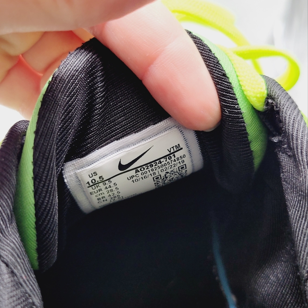 (Sold) Nike Air Max 720 volt green athletic sneakers size 10.5 - Picture 5 of 7